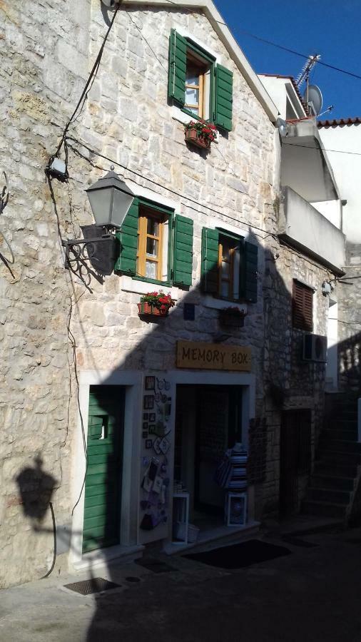 Apartments Mime - Small House Vodice Luaran gambar