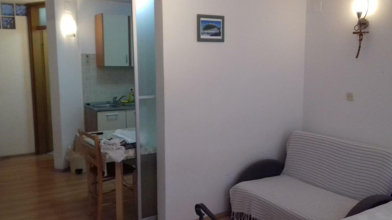 Apartments Mime - Small House Vodice Luaran gambar